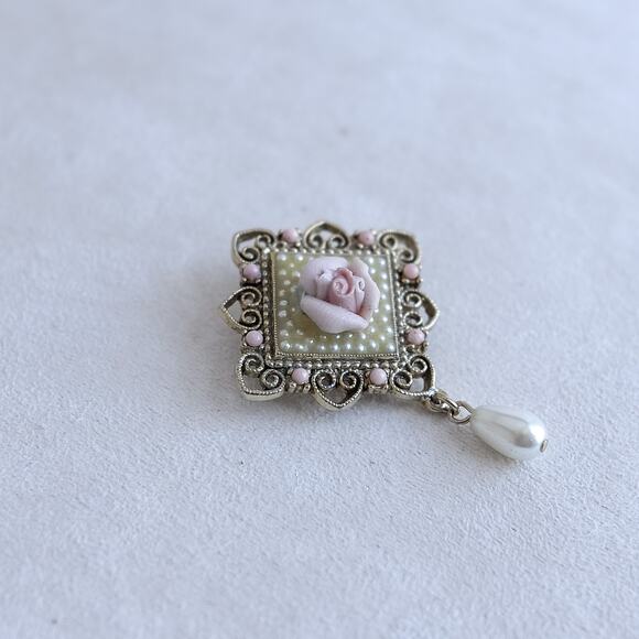 Vintage Porcelain Pink Rose Brooch Faux Pearl Teardrop Dangle Pin Gift - Picture 2 of 5